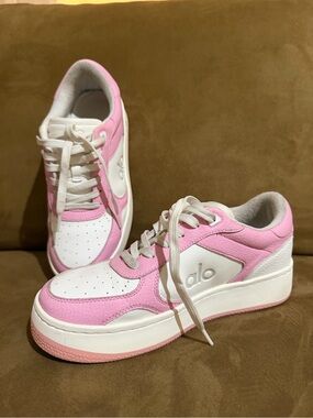 ALO Yoga Pink & White Recovery Mode Sneaker
